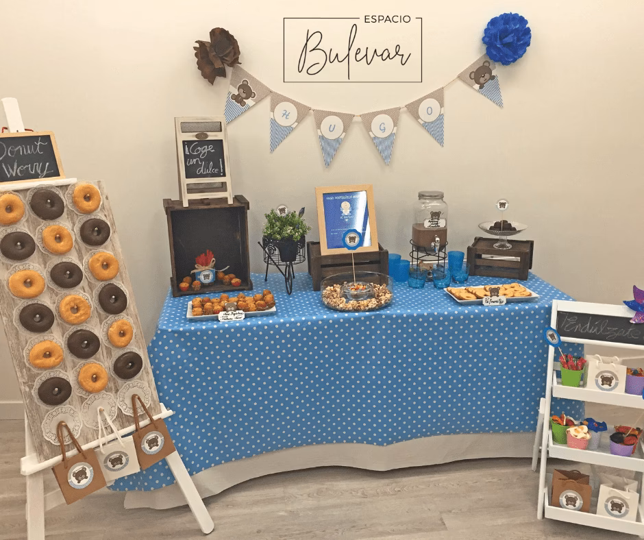 ¿Qué color es perfecto para los manteles de mesas de dulces?