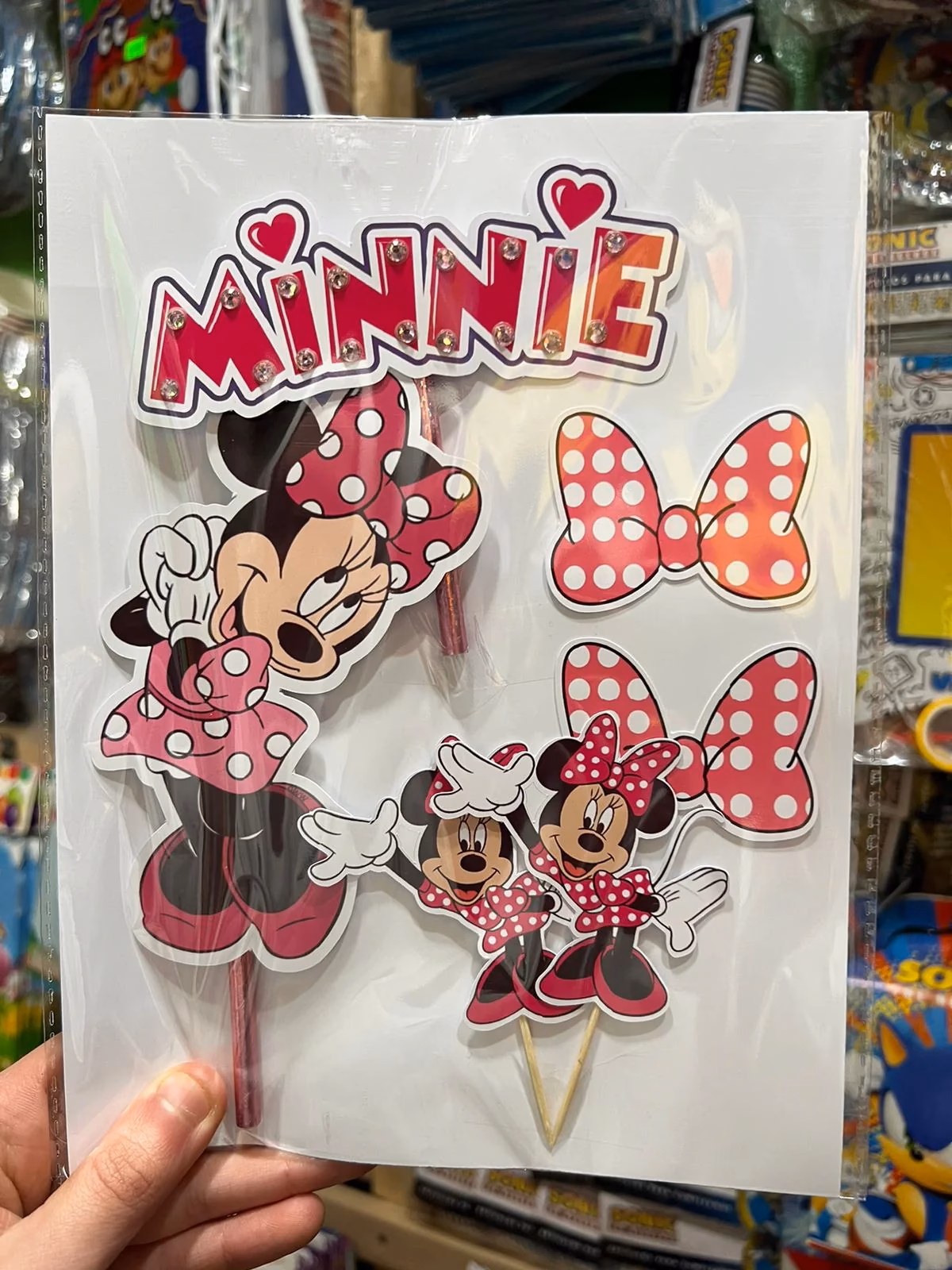 ¿Qué material necesitas para hacer las orejas de Minnie Mouse?