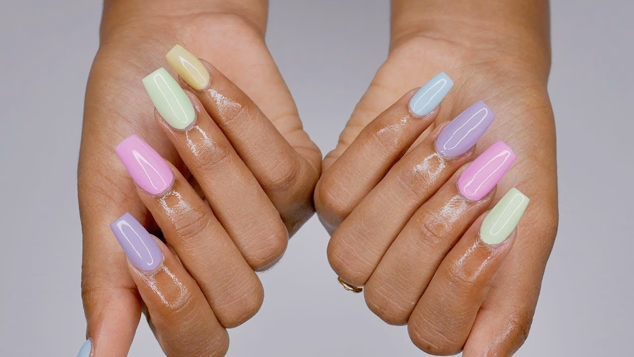 Quelle est la différence entre les ongles en gel et en acrylique ?