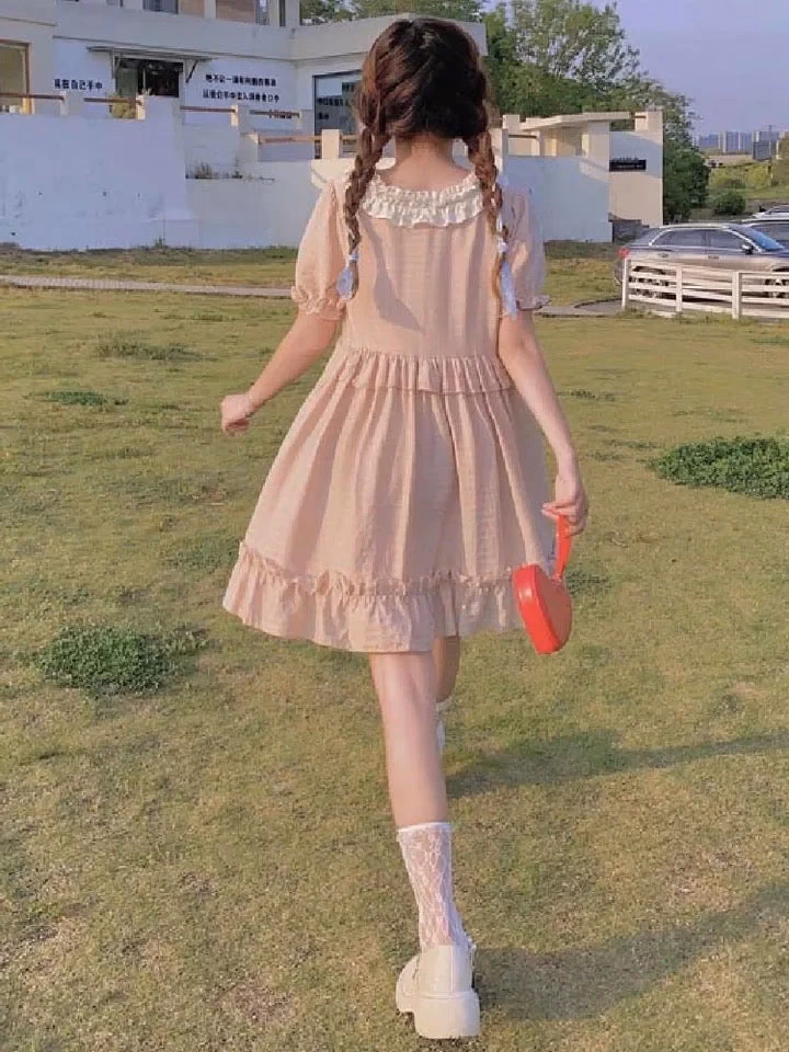 What to wear with a kawaii dress?
