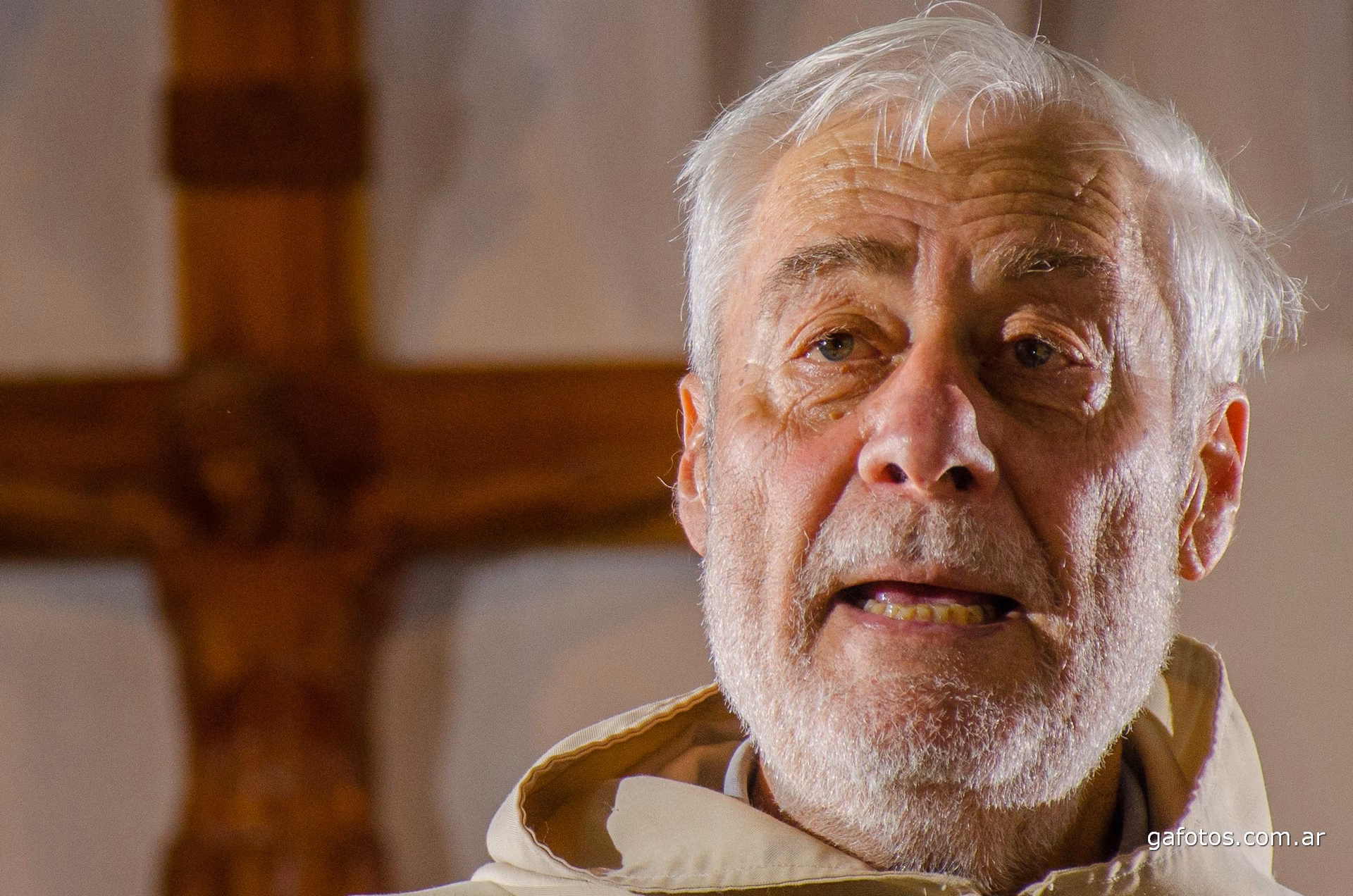 ¿Por qué se interviene la receta a los hijos de las personas mayores?