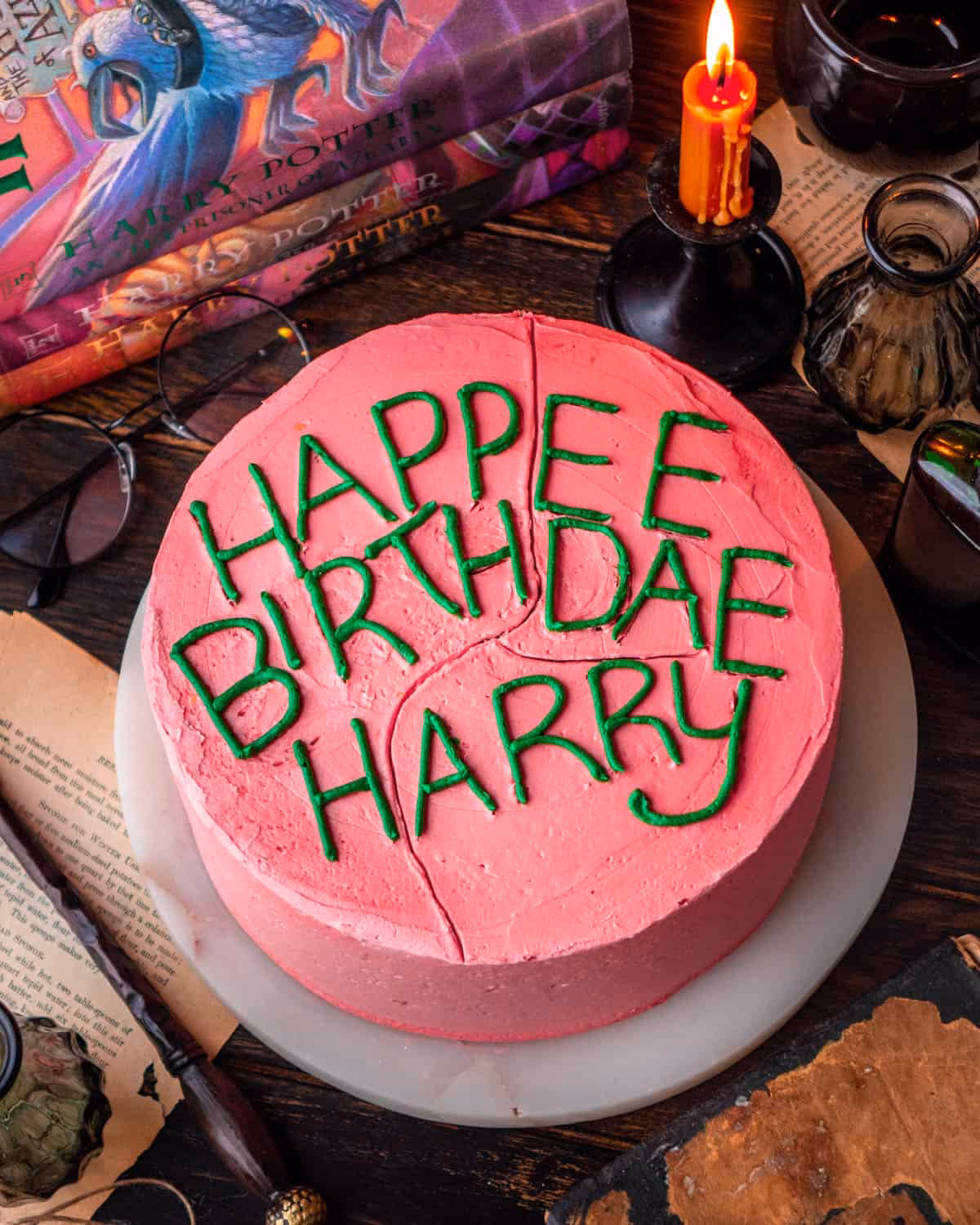 ¿Dónde se encuentra el pastel de Harry Potter?