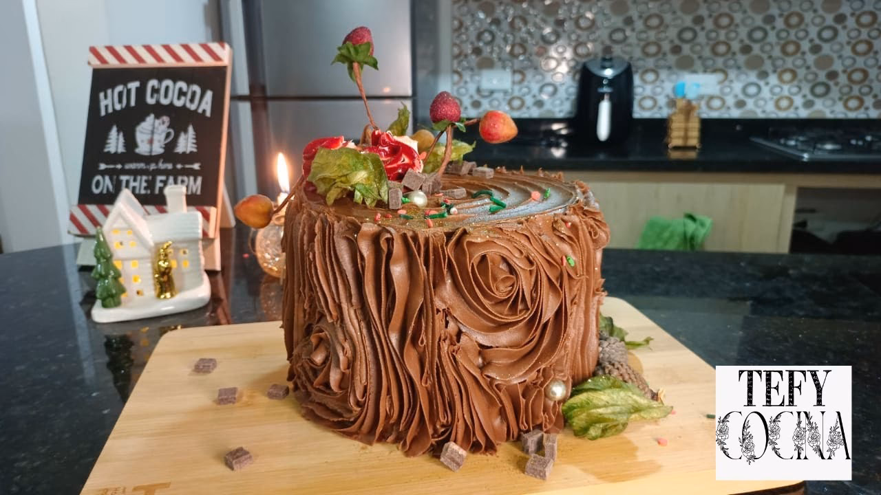 ¿Qué es el pastel tronco navideño?