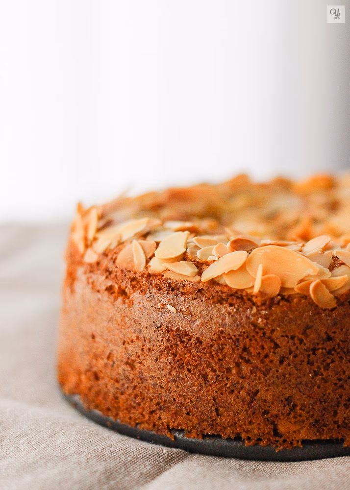 ¿Qué es la tarta de zanahoria y harina de almendras?
