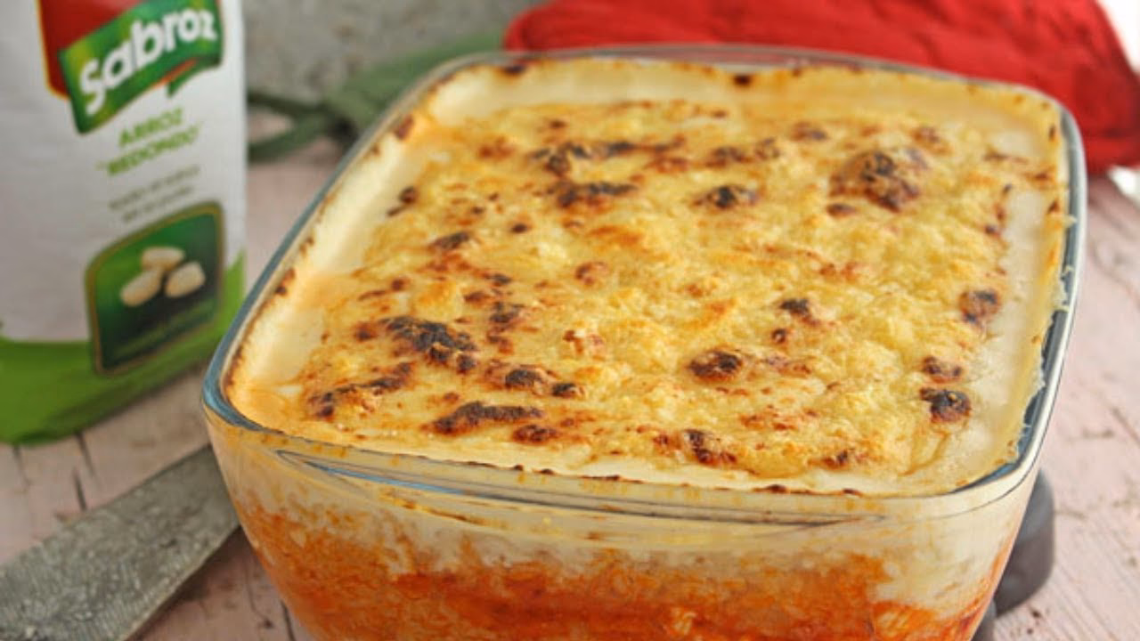 ¿Cómo preparar un delicioso arroz con alitas de pollo?