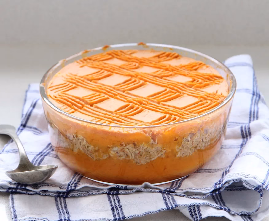 ¿Cómo se hornean los pasteles de pollo?