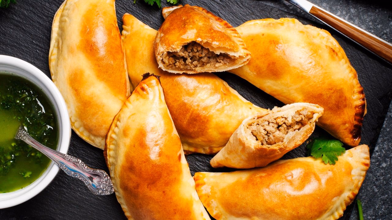 Como fazer recheio de pastel de carne cremoso?