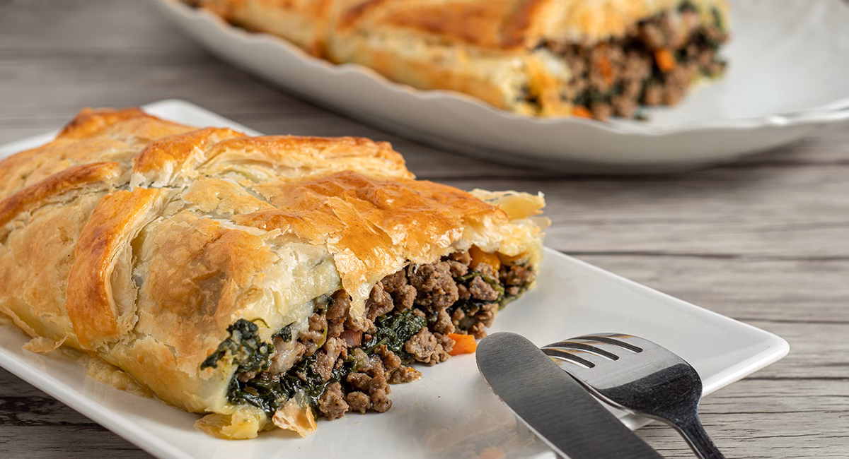 ¿Qué es la tarta de carne y espinaca?