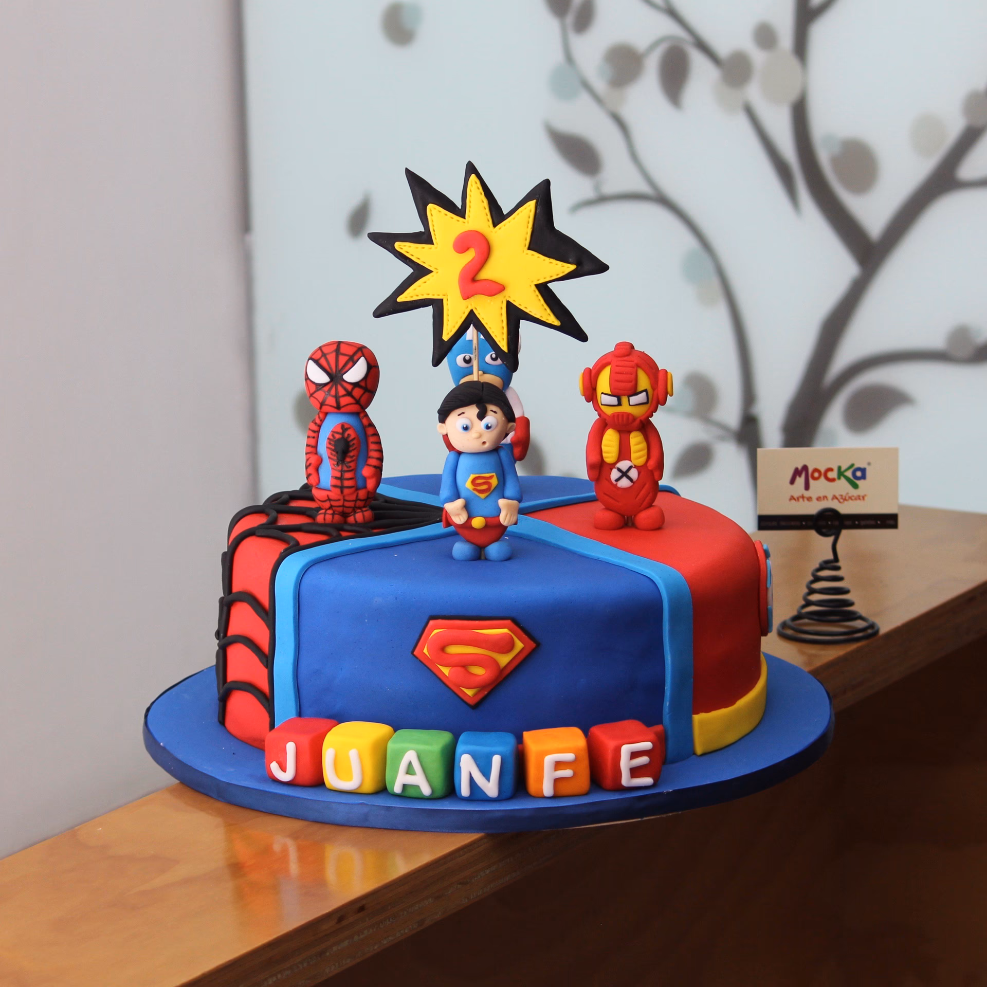 ¿Cómo hacer un cumpleaños de superhéroes?