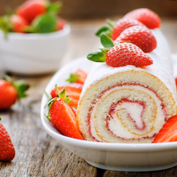 ¿Cuánto tiempo se necesita para preparar el pastel de fresas japonés?
