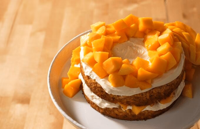 ¿Cómo se hace el pastel de queso con mango?