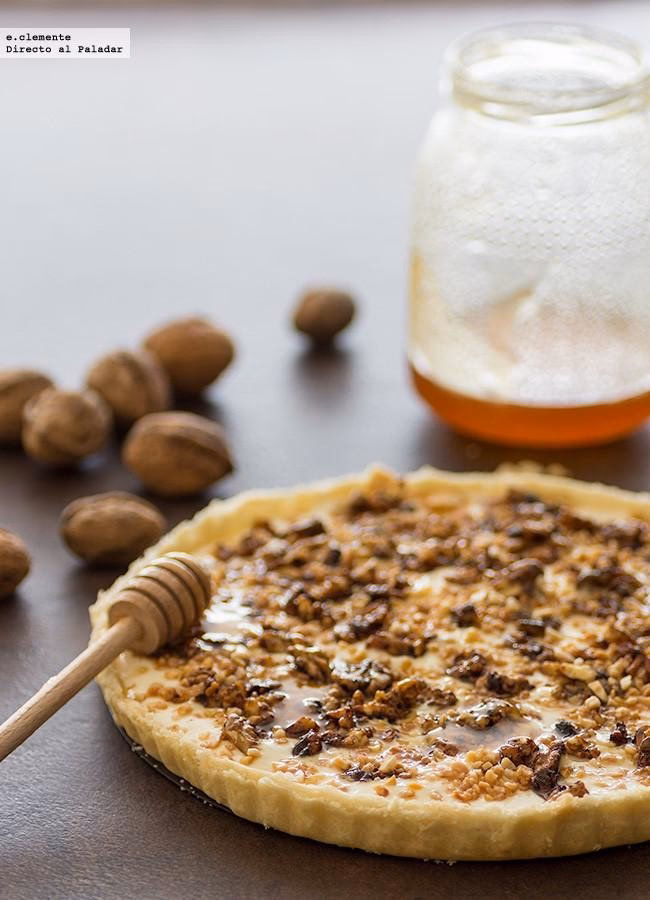 ¿Qué es la tarta de miel y nueces?