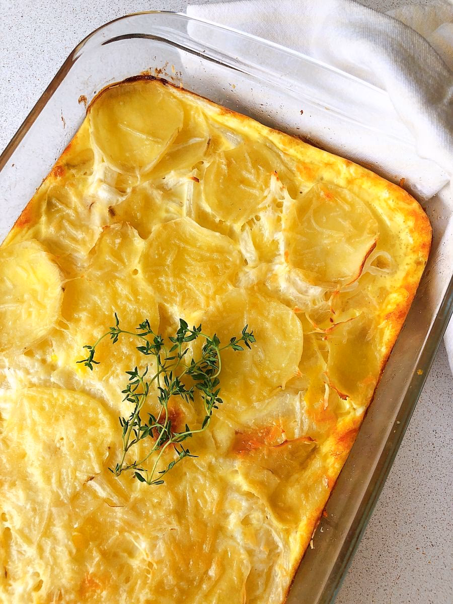 ¿Cómo se hace un pastel con huevos?