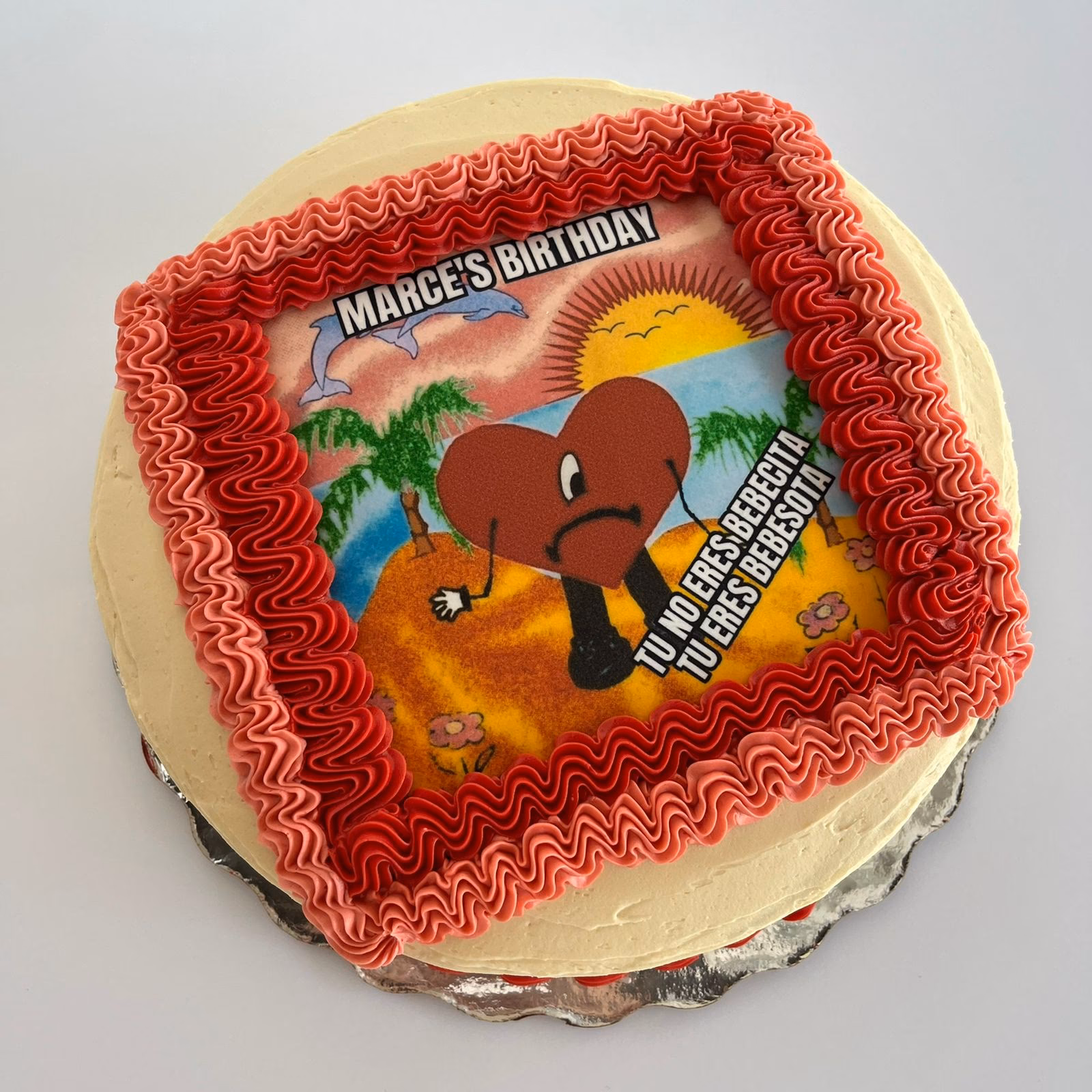 ¿Qué experiencia única ofrece el pastel combinado de Pastelería Lety?