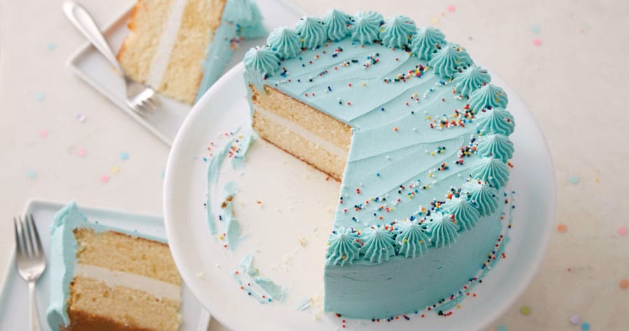 ¿Cómo preparar una masa con mantequilla, vainilla y huevos?