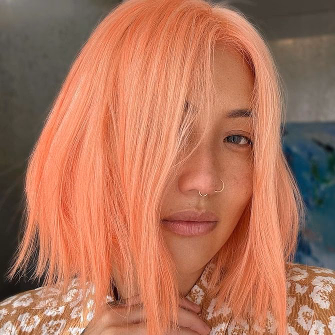 What colors are in the peach pastel color scheme?