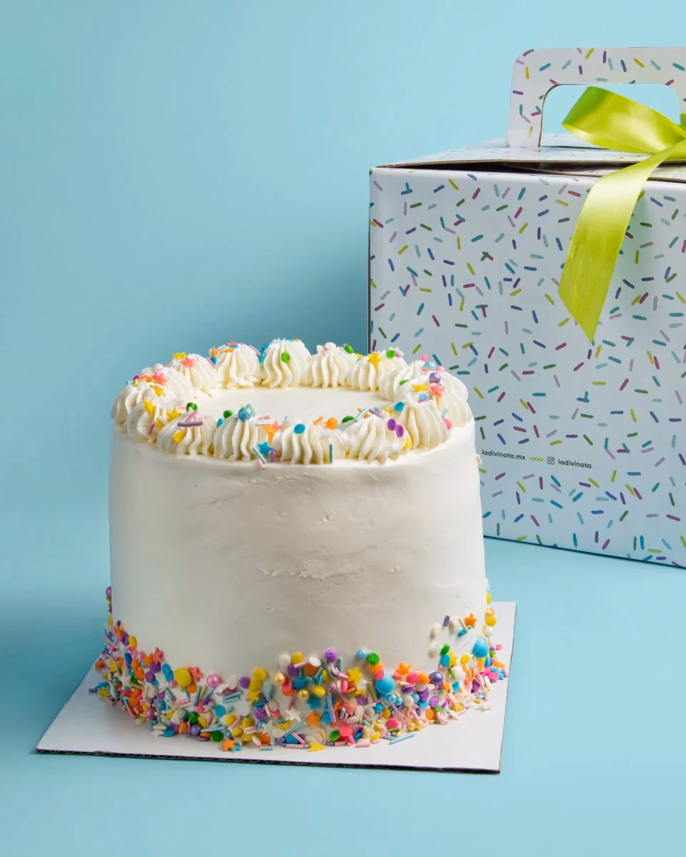 ¿Cómo puedo pagar un pastel en línea?