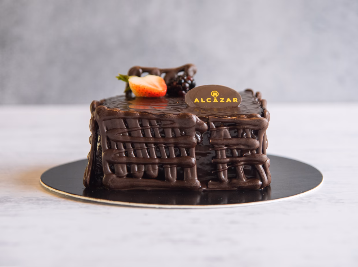 ¿Cómo calcular el costo de producir pasteles?