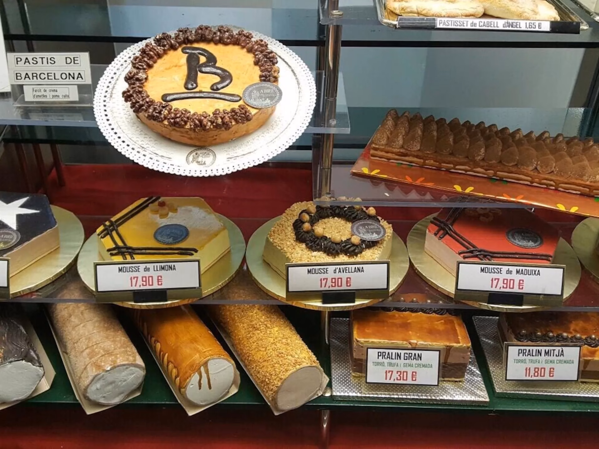 ¿Cuáles son las especialidades regionales de pastelería?