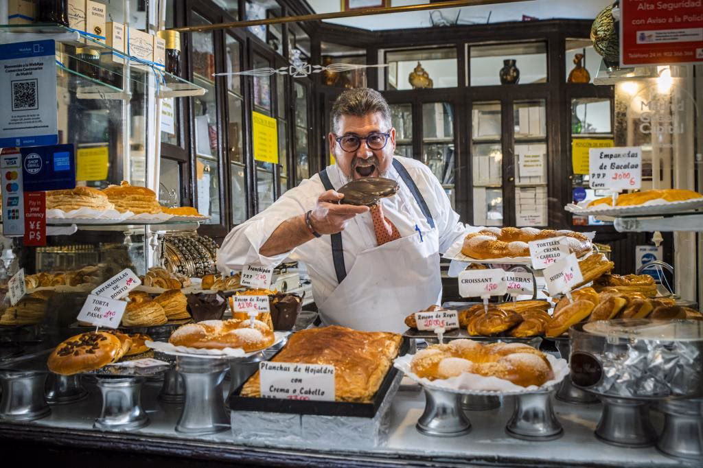 ¿Qué ofrece la Pastelería Madrid?