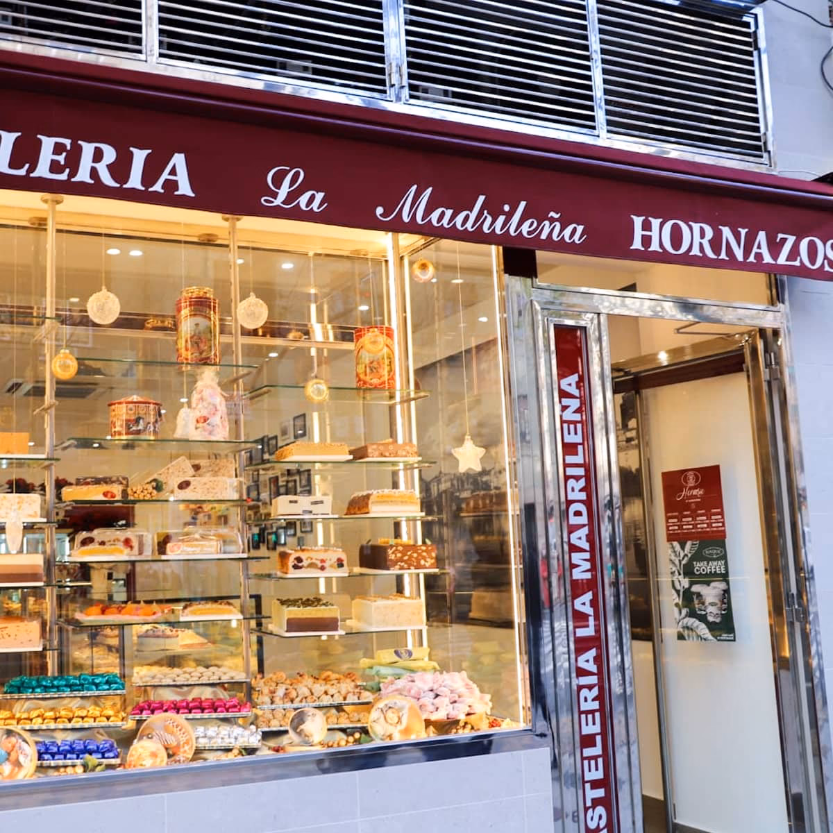 ¿Cuál es el dulce más típico de la pastelería madrileña?