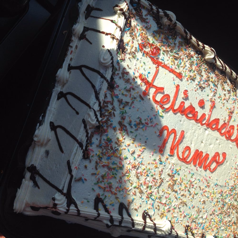 ¿Cuál es el número de teléfono de pasteles caseros Bertha?