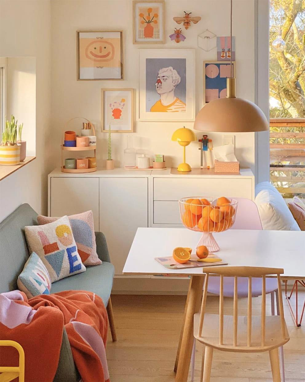 Wie gestalte ich ein pastellfarbenes Wohnzimmer?