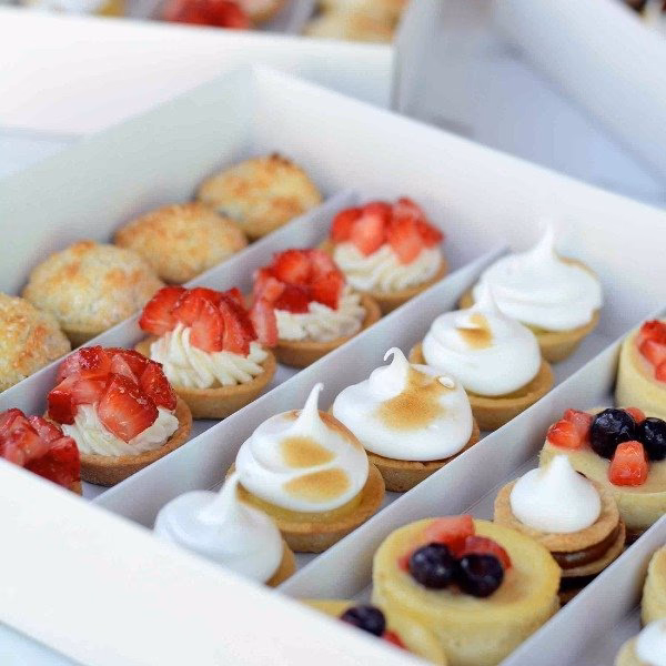 ¿Cuáles son los diferentes tipos de petit four?