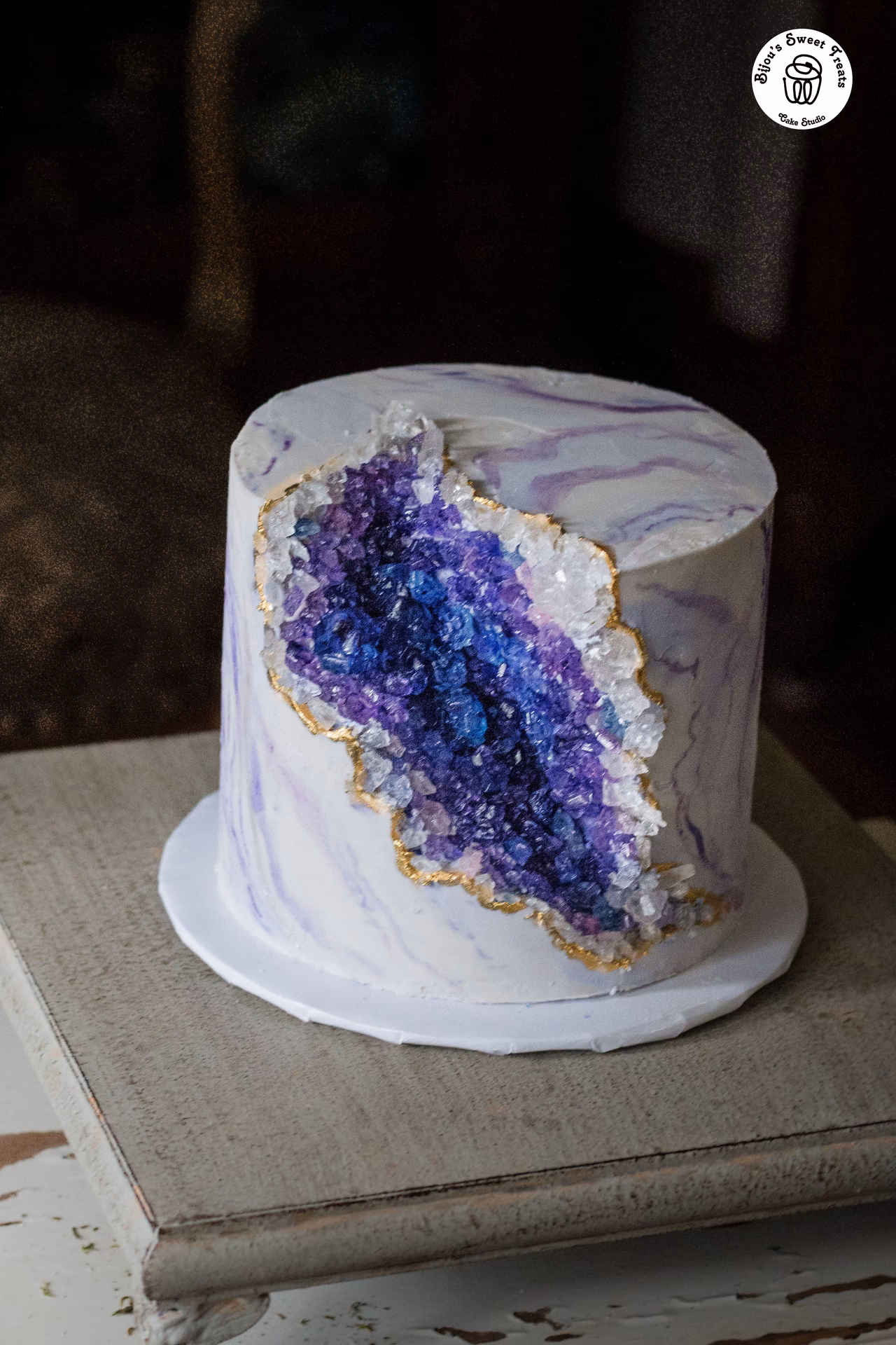 ¿Cómo decorar piedras preciosas?