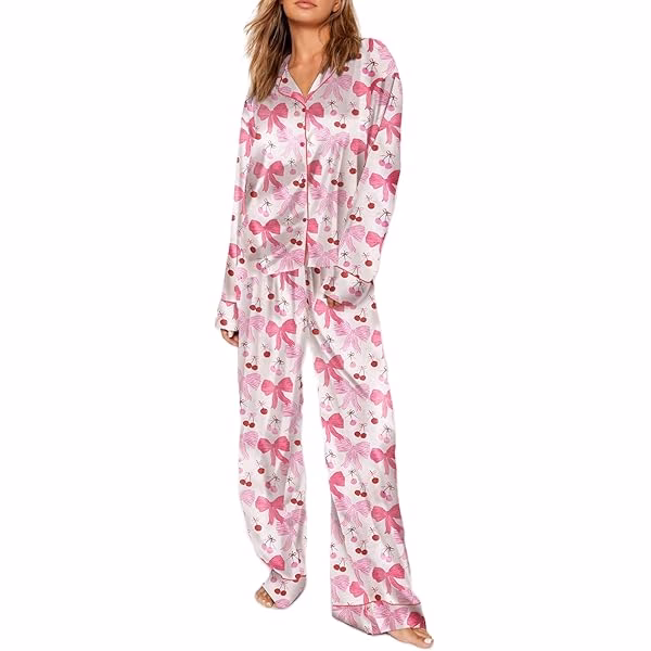 ¿Qué conjuntos ofrece la colección de pijamas Rosas?