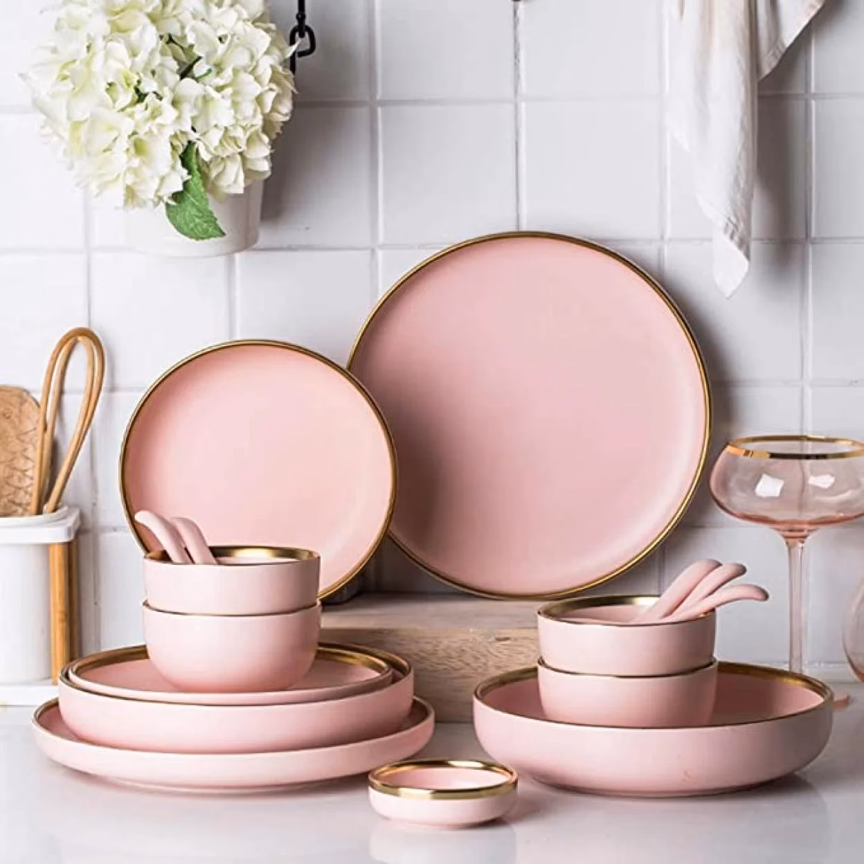 ¿Cómo transferir una imagen a un plato de porcelana?