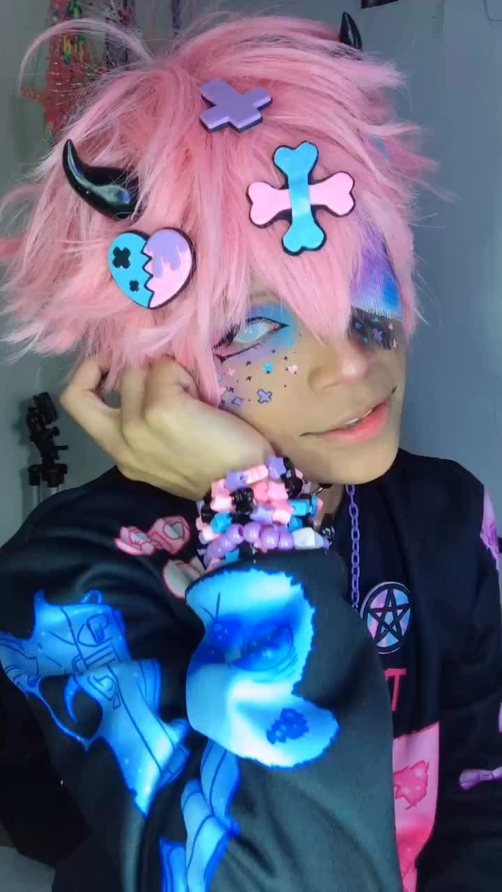 Is pastel goth a girl style?
