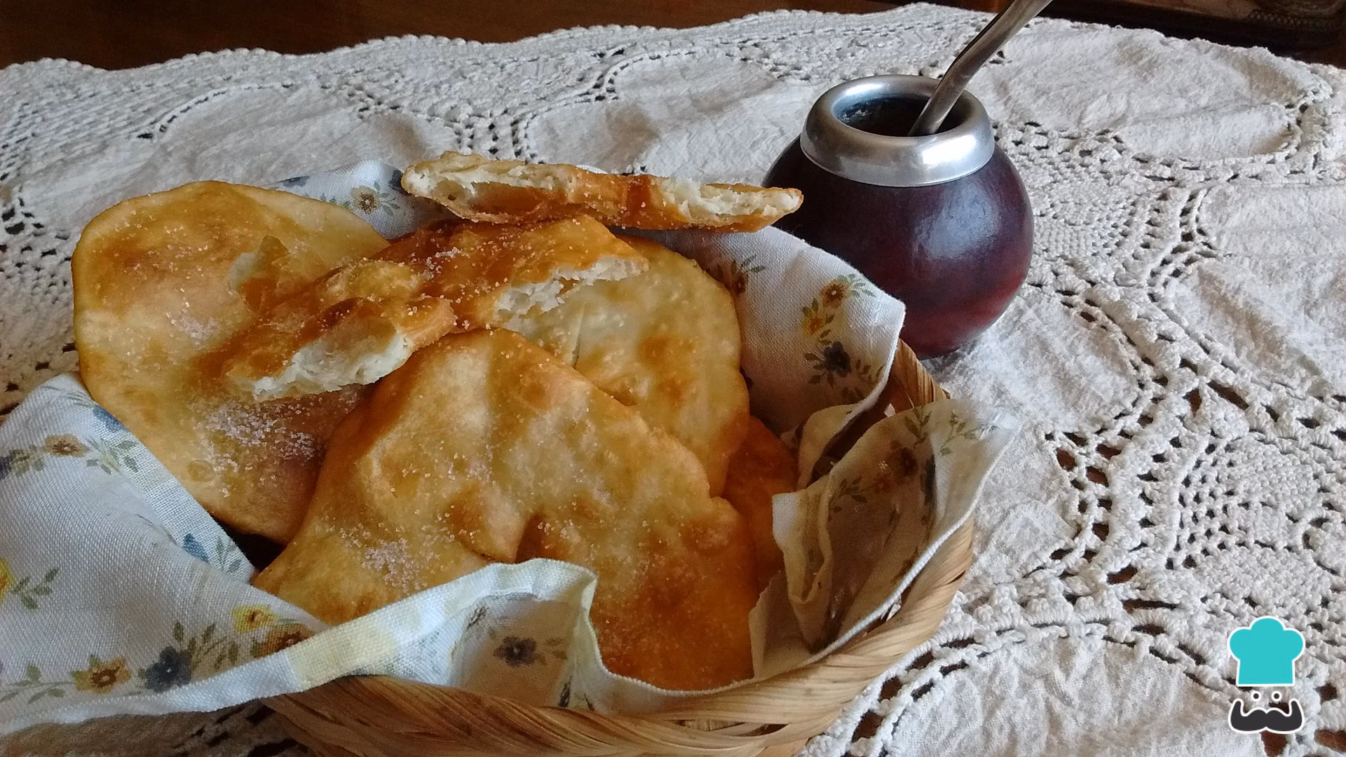 ¿Cómo hacer una torta frita de grasa?