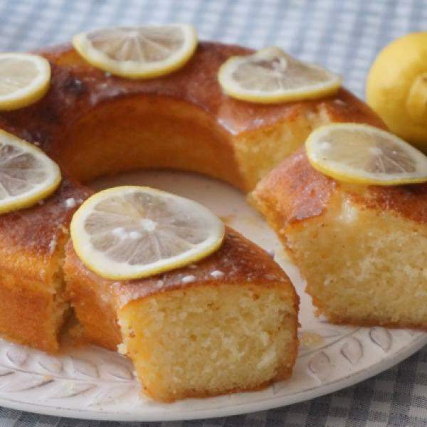 ¿Cuántas tazas de maicena lleva una torta de limón sin harina?