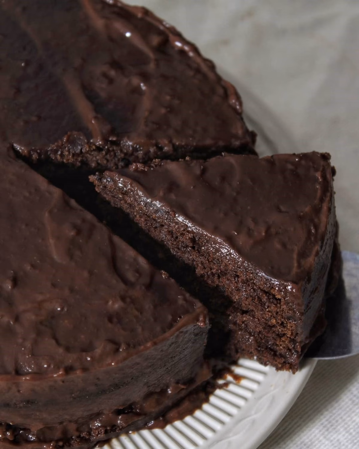 ¿Cómo hacer una torta vegana de naranja húmeda?