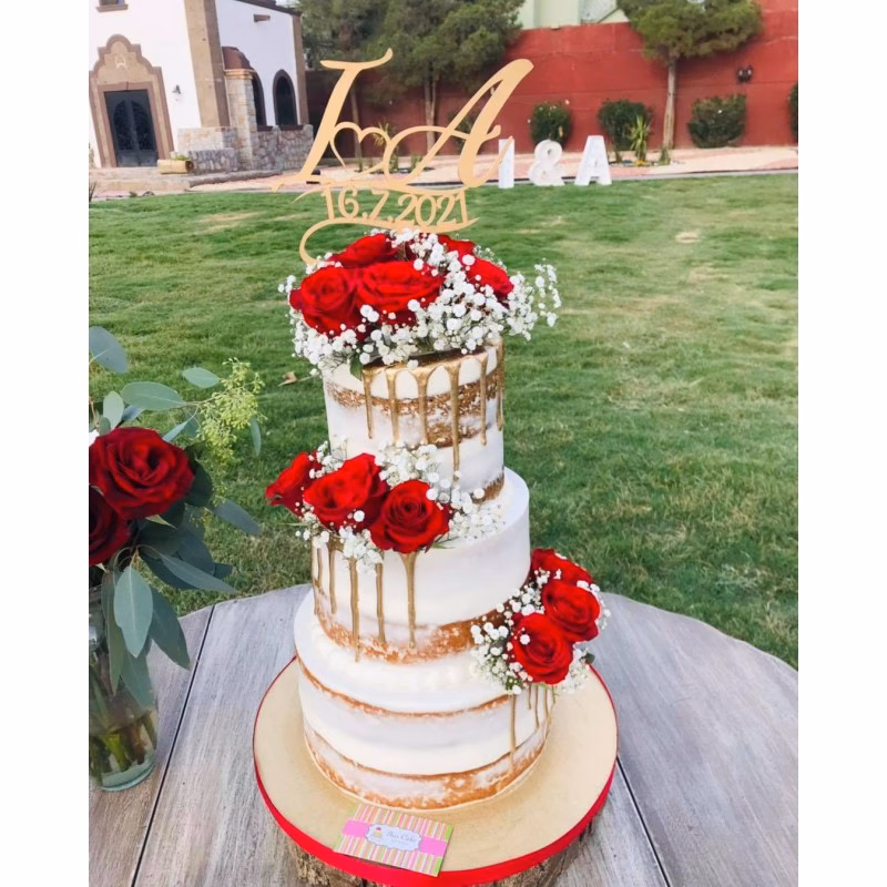 ¿Cómo decorar un pastel de bodas?