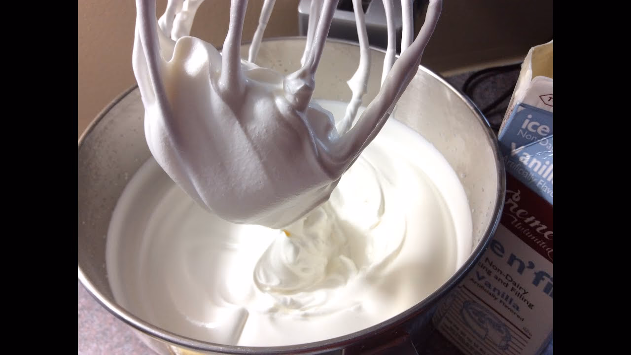 ¿Cómo se prepara la crema chantilly?