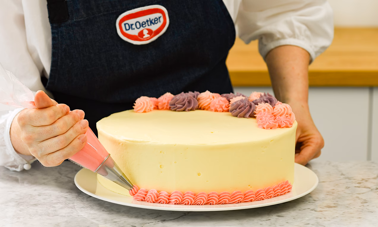 Wie dekoriere ich einen Spritzbeutel?