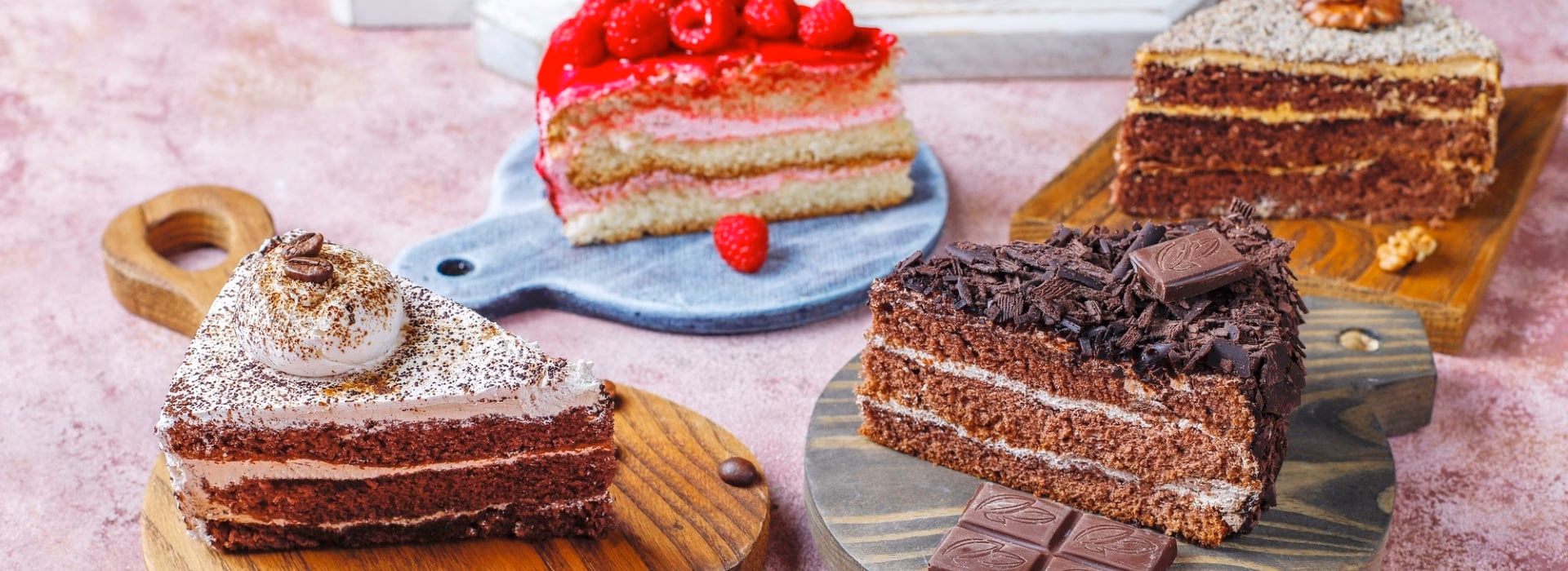 ¿Cuál es la diferencia entre un pastel y una tarta?