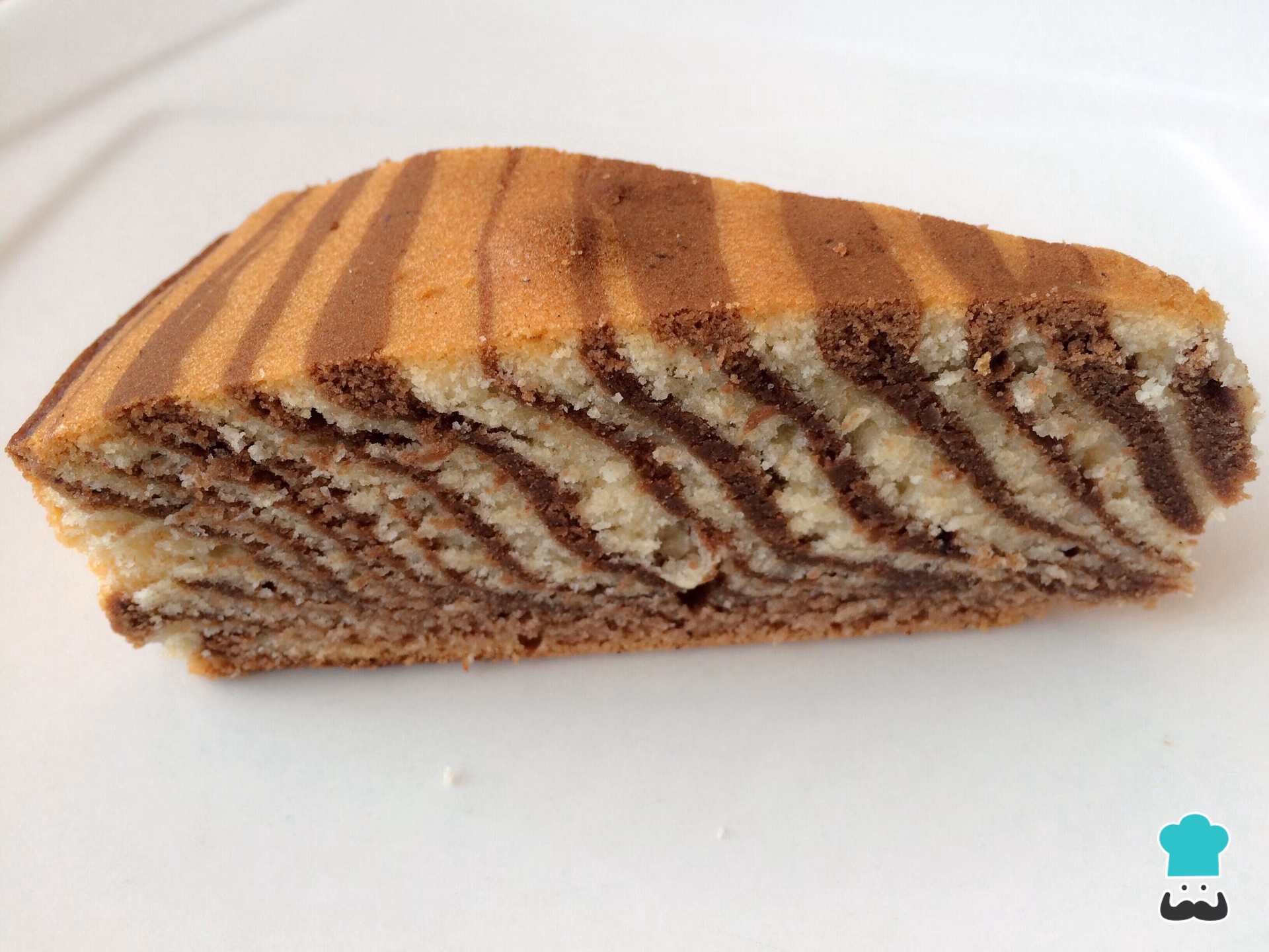 ¿Cuánto cobran por el corte de la torta?