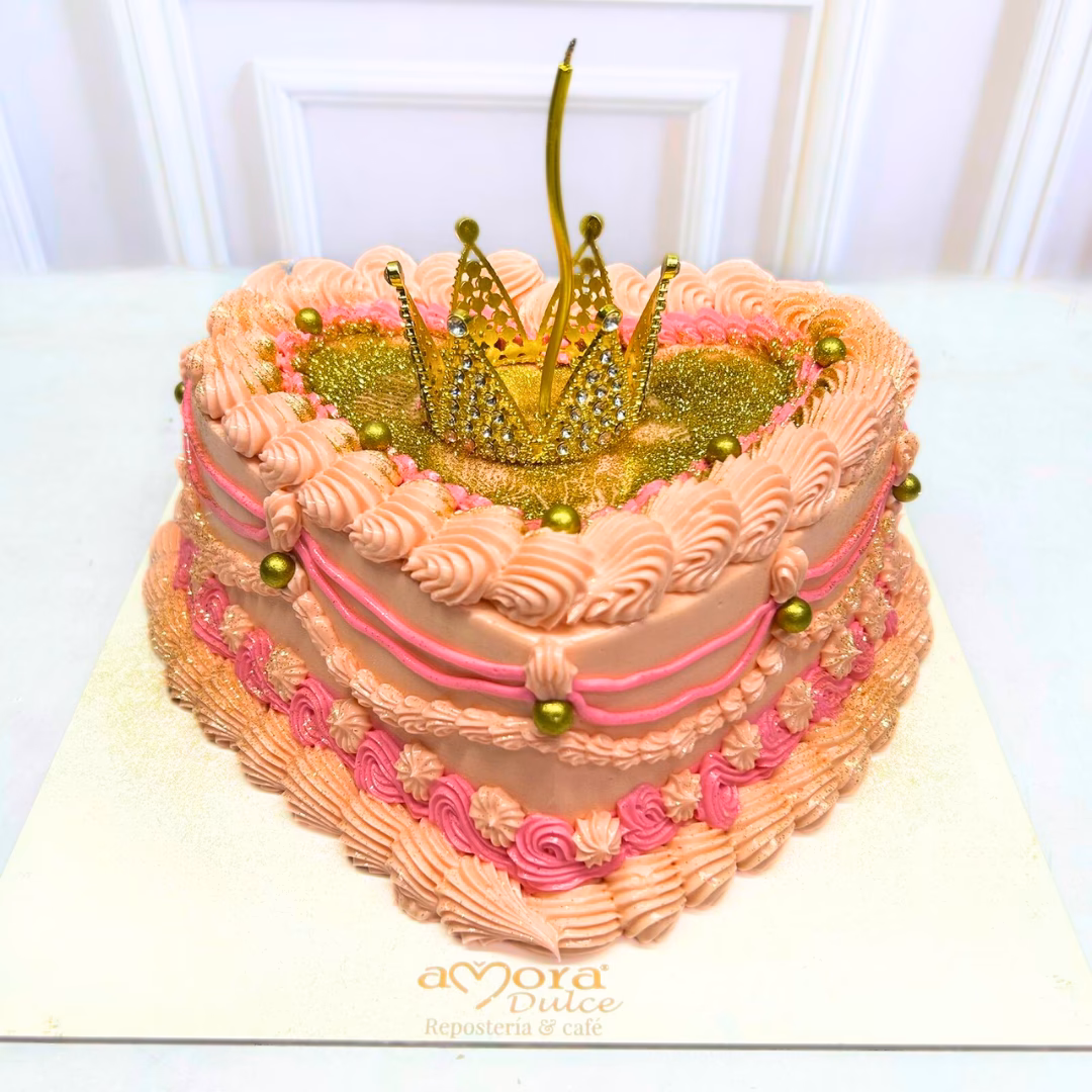 ¿Cómo se hace el brillo de una torta?