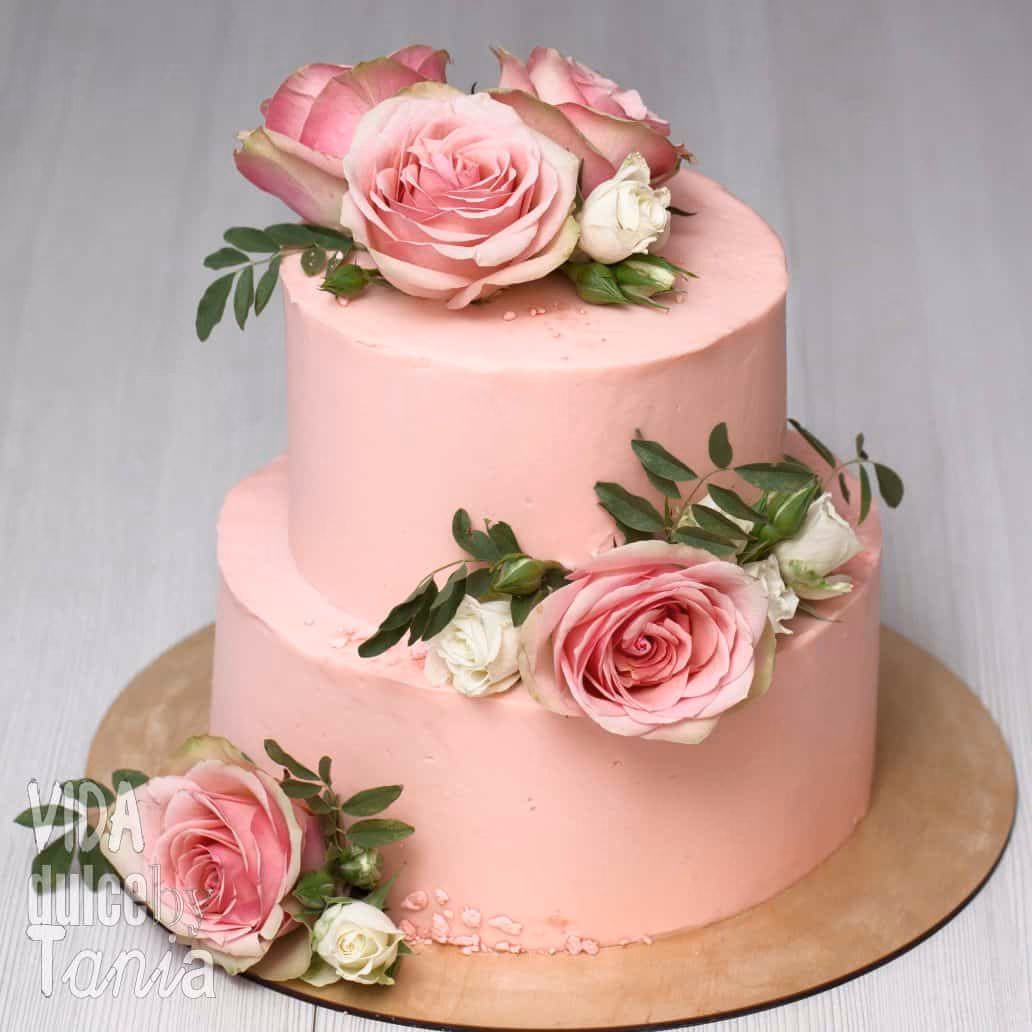 ¿Cómo hacer una tarta de cumpleaños Rosa?