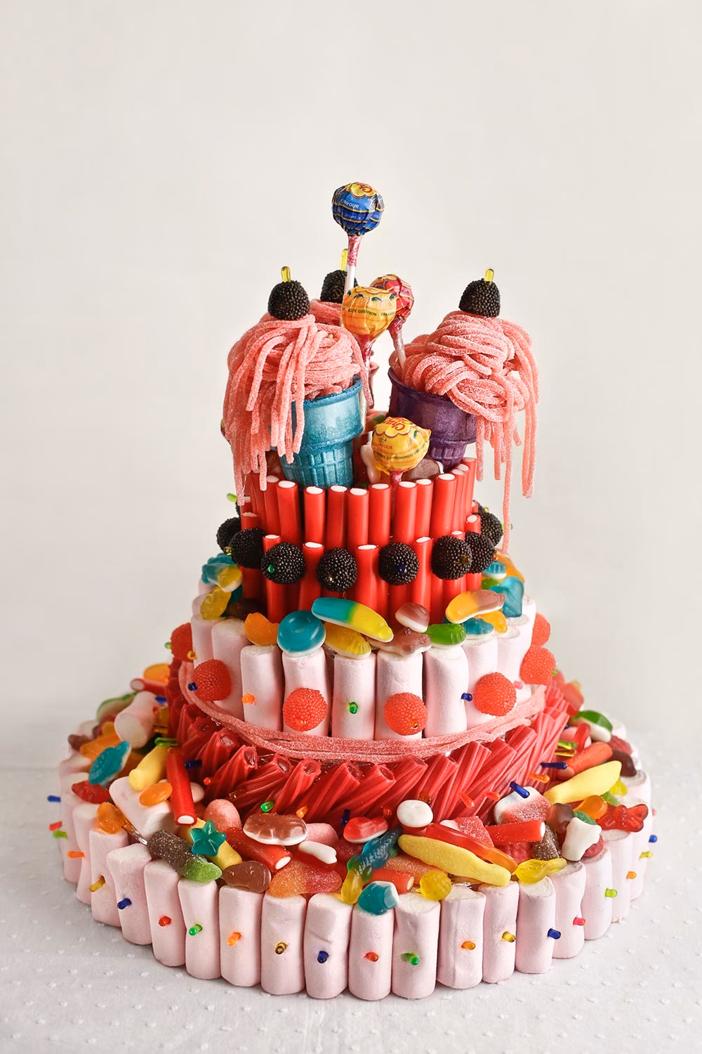 ¿Cómo decorar una tarta de Chuches?