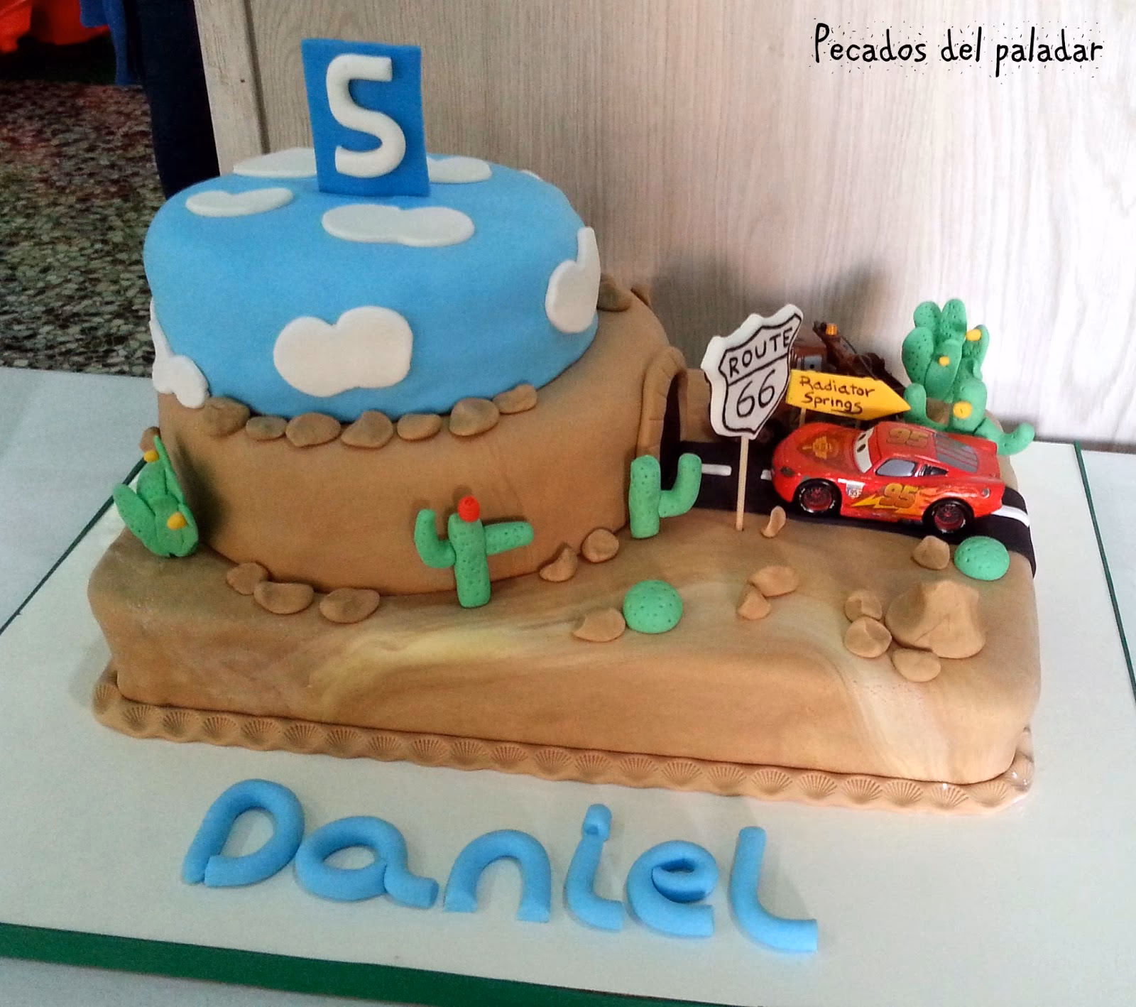 ¿Cómo se dice desierto o Deserto?