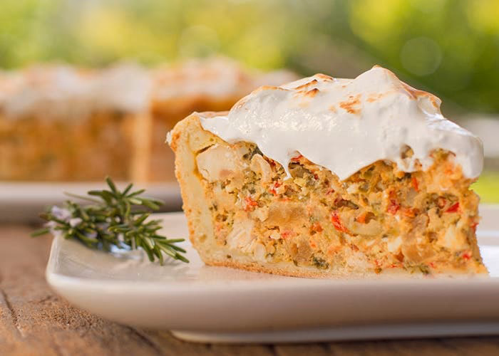 ¿Qué ingredientes se pueden usar para preparar el locro?