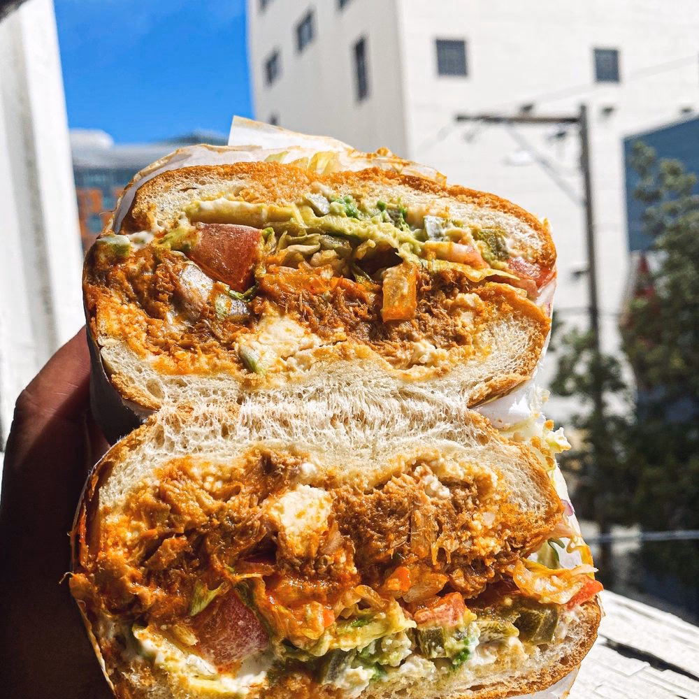 ¿Cómo se prepara la milanesa de entraña con puré de papas?