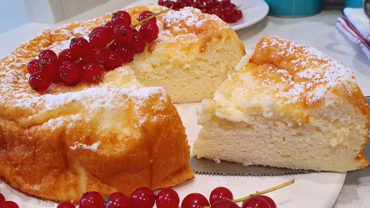 ¿Cómo se puede comer la torta de yogur sin azúcar y sin harina?