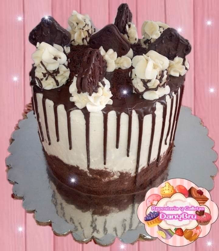 ¿Quién inventó la torta Pompadour?