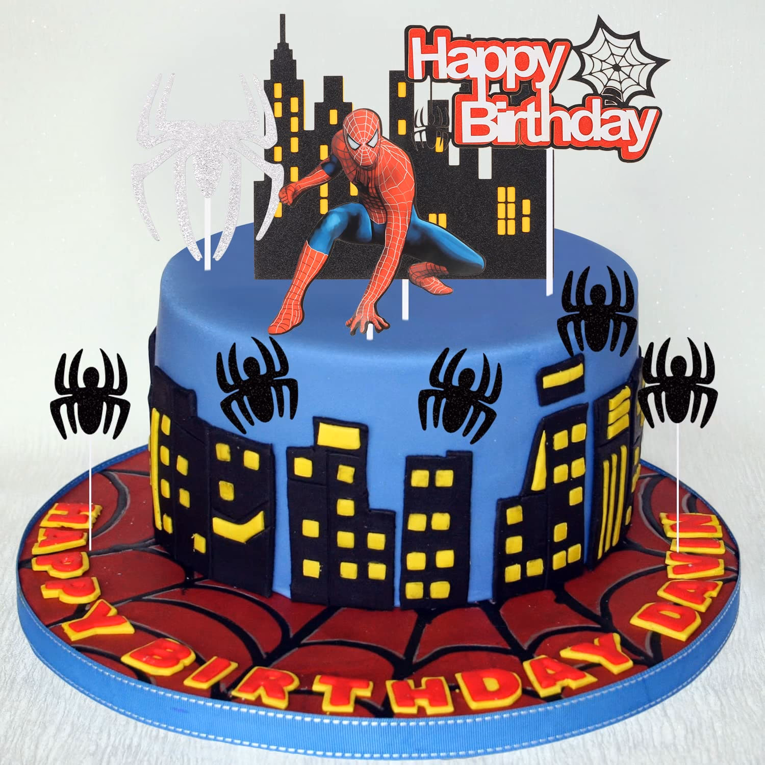 ¿Cuál es la historia de Spider-Man Into the Spider-Verse?