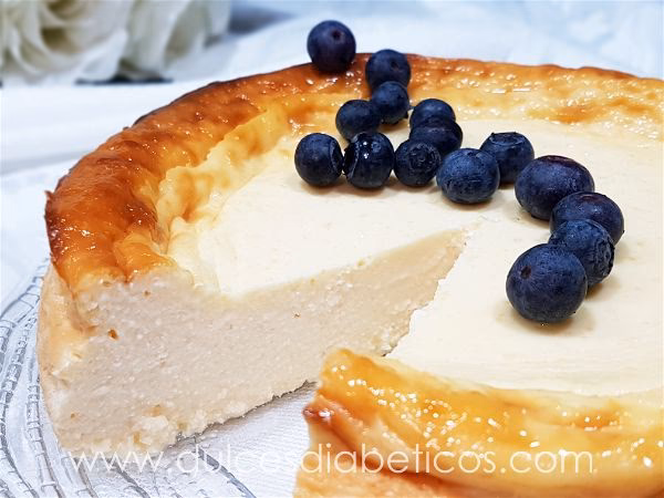 ¿Qué es una tarta de queso y yogur griego sin azúcar?